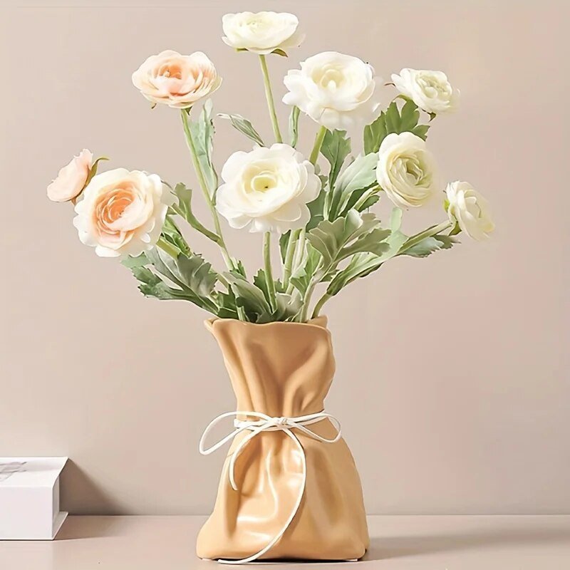 Elegant vase - Recycled - Refined design - Eco-friendly and chic