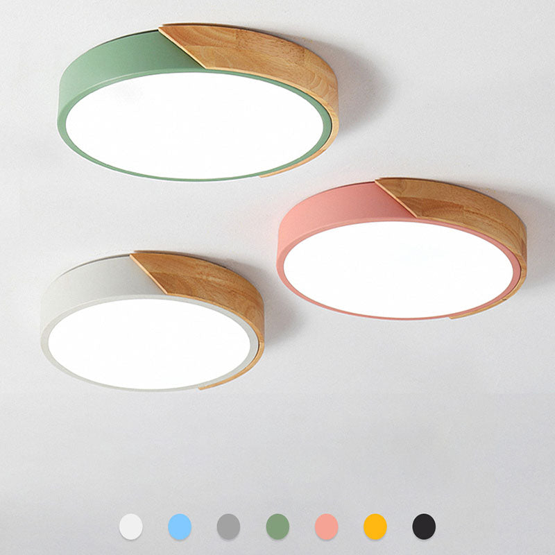 Minimalistic Round LED Ceiling Light with Wood Décor – Modern Design, Dimmable