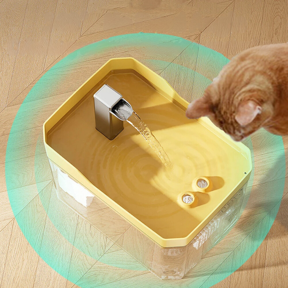 Automatic water fountain for pets | Clean, continuous water for your furry friend