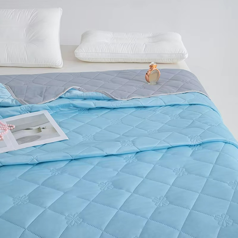 Summer Duvet for Air-Conditioned Rooms Breathable and Soft