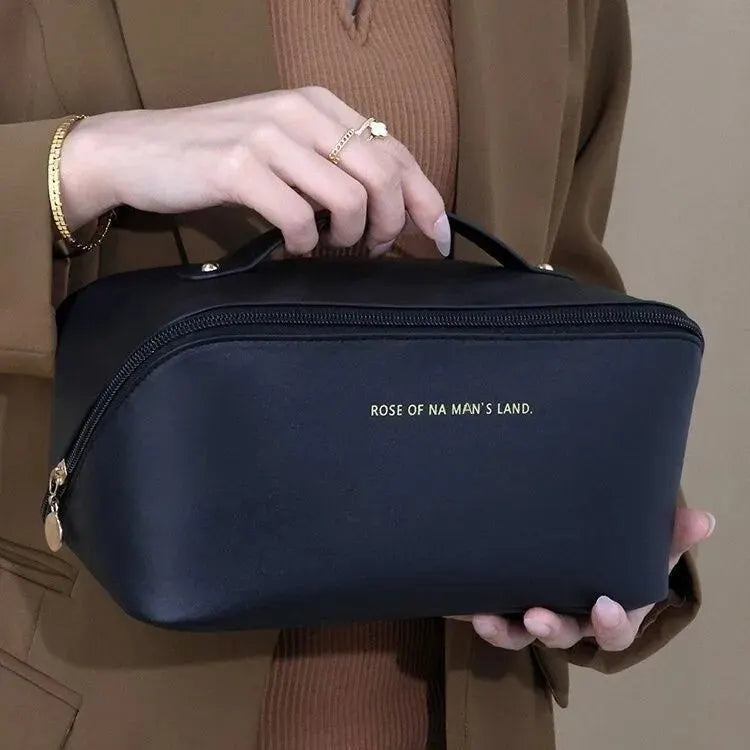 Travel-friendly Makeup Organizer with Zipper – Elegant Cosmetic Bag