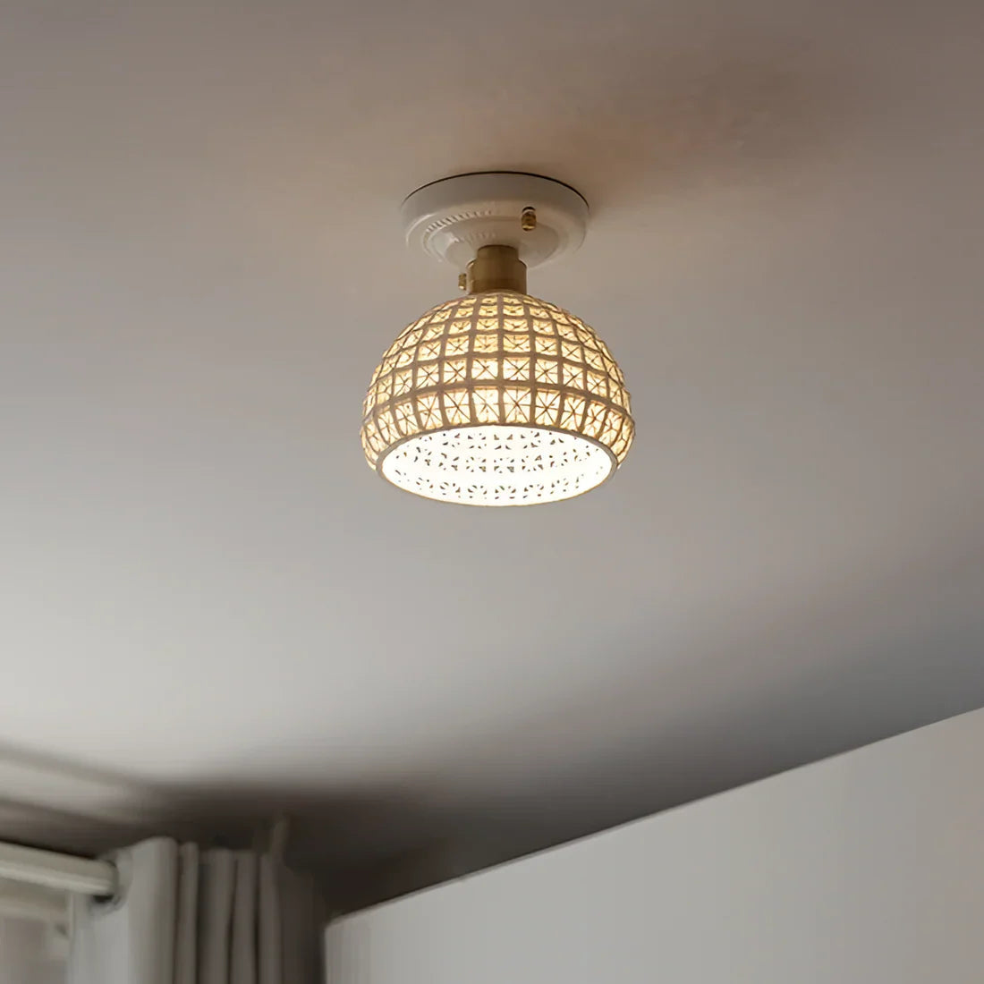 Nordic Ceramic Ceiling Lamp