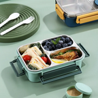 Isolated heating container for food storage