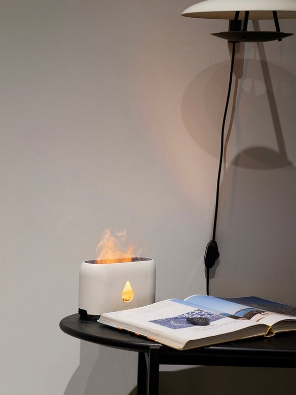 Scent flames aroma diffuser