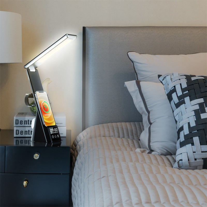 Desk lamp with wireless charger