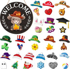The best Christmas decorationsInterchangeable welcome sign with wooden gnome