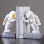 SpaceHold - Astronaut Bookends for a Space Theme