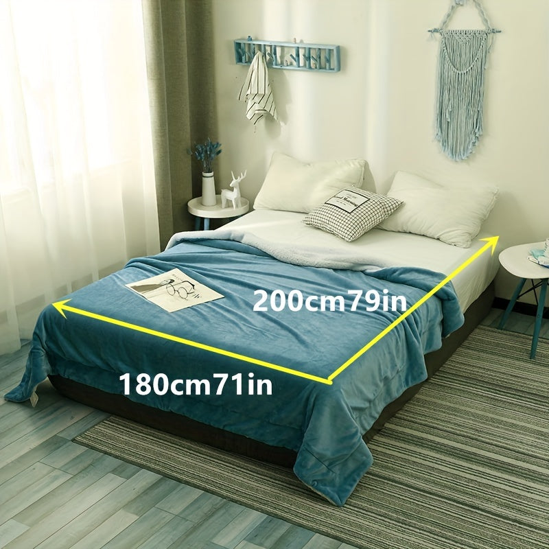 LuxeFlannel – Double-sided Sherpa Blanket for Ultimate Comfort