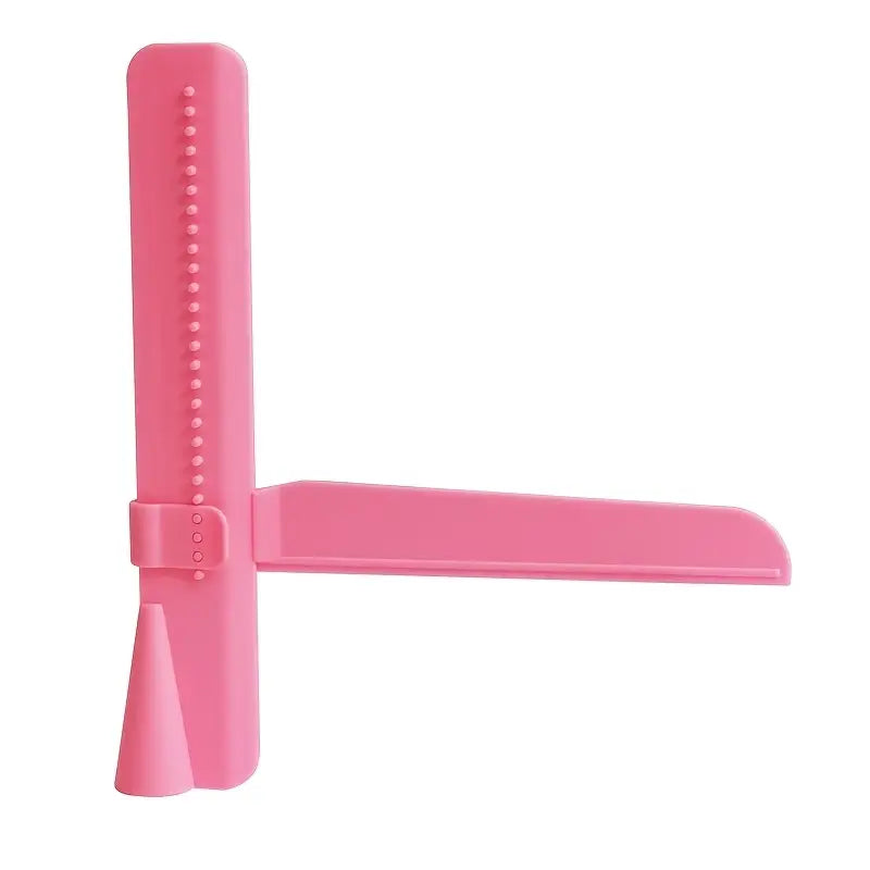 Cake smoothing tool for even spreading and decorating of cakes