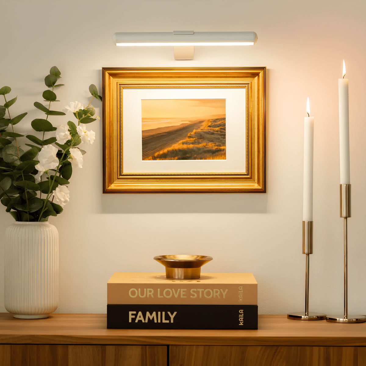 Wireless & stylish for any gallery wall