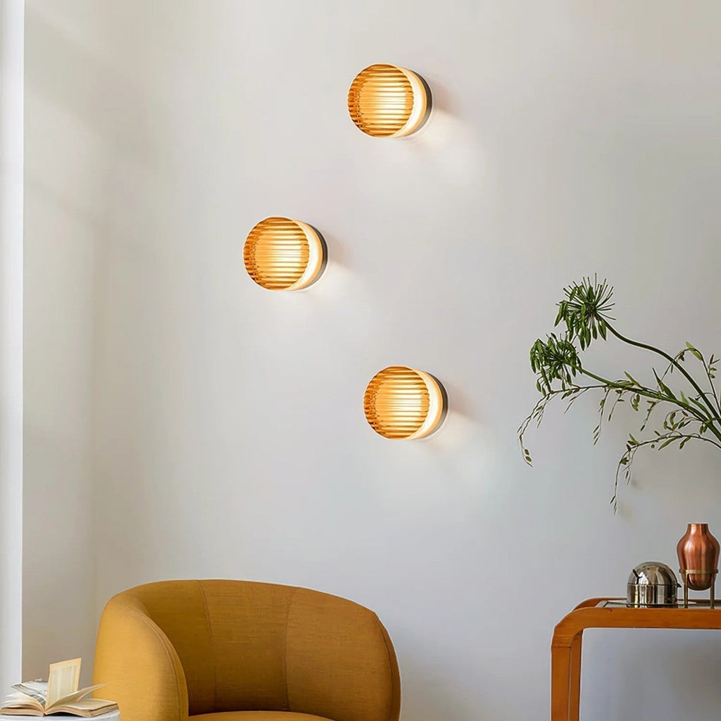 Modern LED Wall Light – Elegant Design for Living and Bedroom