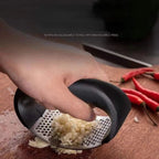 EasyMince – stainless steel garlic and vegetable mincer