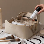 Cosmetic bag | Elegant and spacious | Practical storage