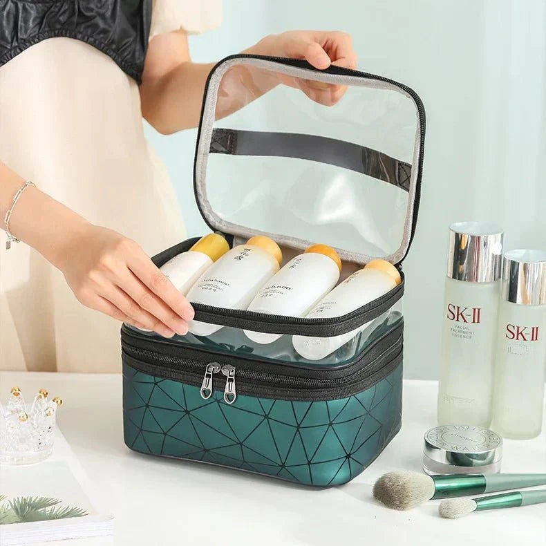 GlamVista - The ideal makeup pouch - Practical and stylish - Travel in style!