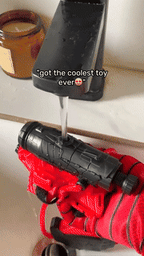Spider Glove Water Sprayer Gun