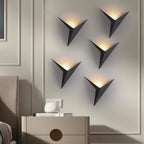 Elegant wall lamp - Modern LED wall light for stylish interiors