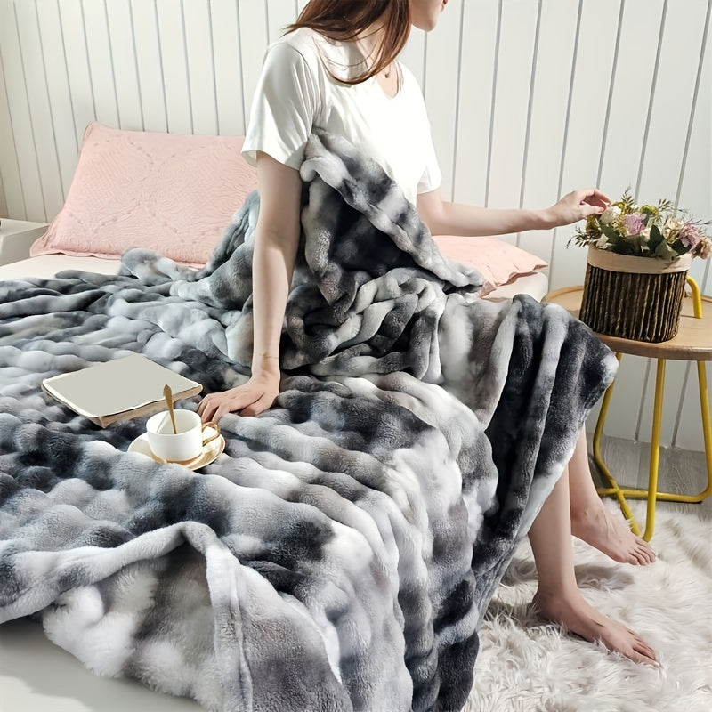 SnuggleFleece – Luxury Soft Blanket for All Seasons