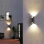 Weatherproof wall light with IP65 protection