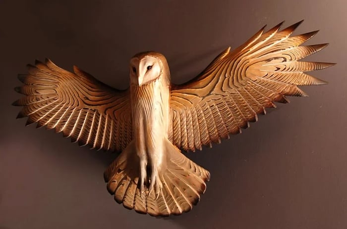 Handmade Wooden Owl Wall Decoration with Pre-Installed Hanging Hooks