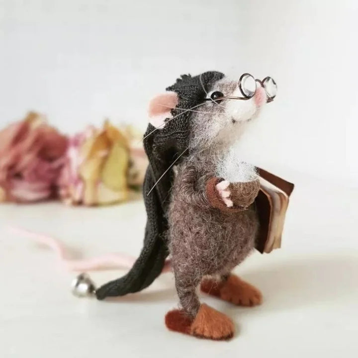 Handmade felt mouse | Christmas decoration & gift idea | Needle felted from wool & fabric | Sustainable
