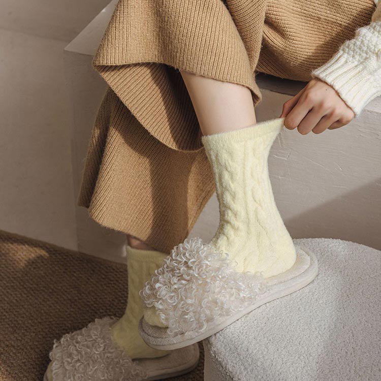CozyTootsie – Superior warmth and comfort for frosty feet