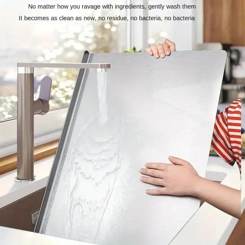 FlexiBoard – Foldable L-shaped cutting board for fruit, vegetables & dough