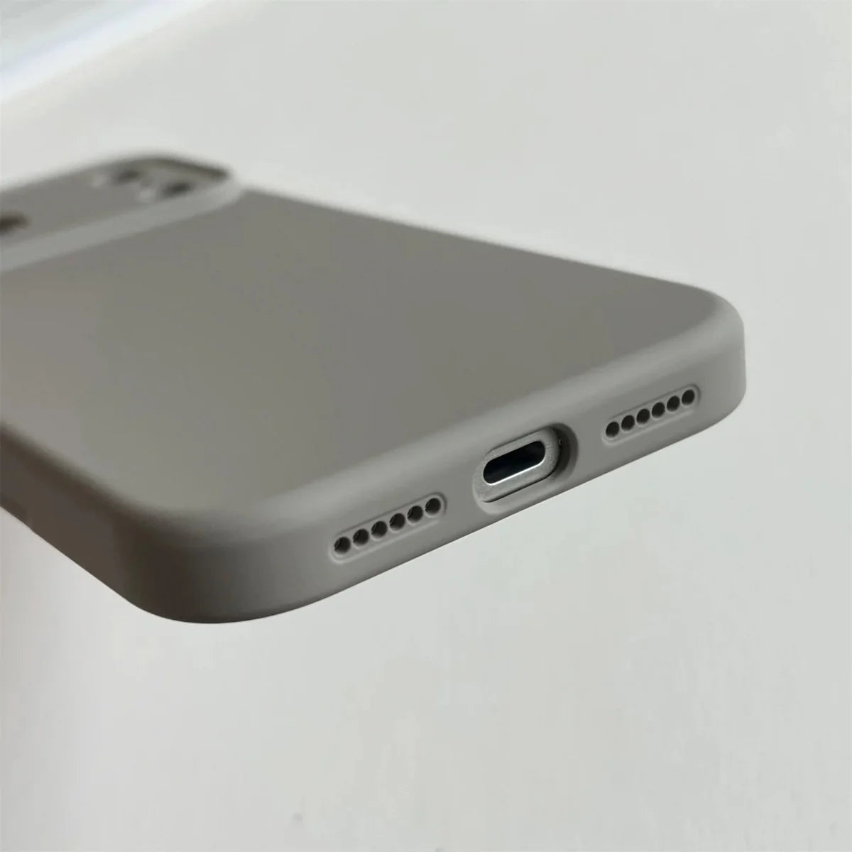 FLEXISHIELD – TPU Shockproof Silicone Case for iPhone 16 & 17 Series