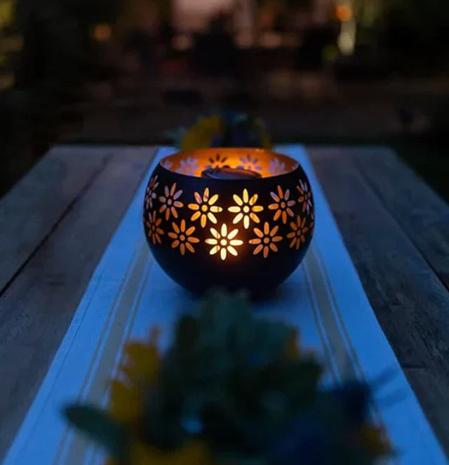 FloraGlow - Flower Pattern Candle Holder