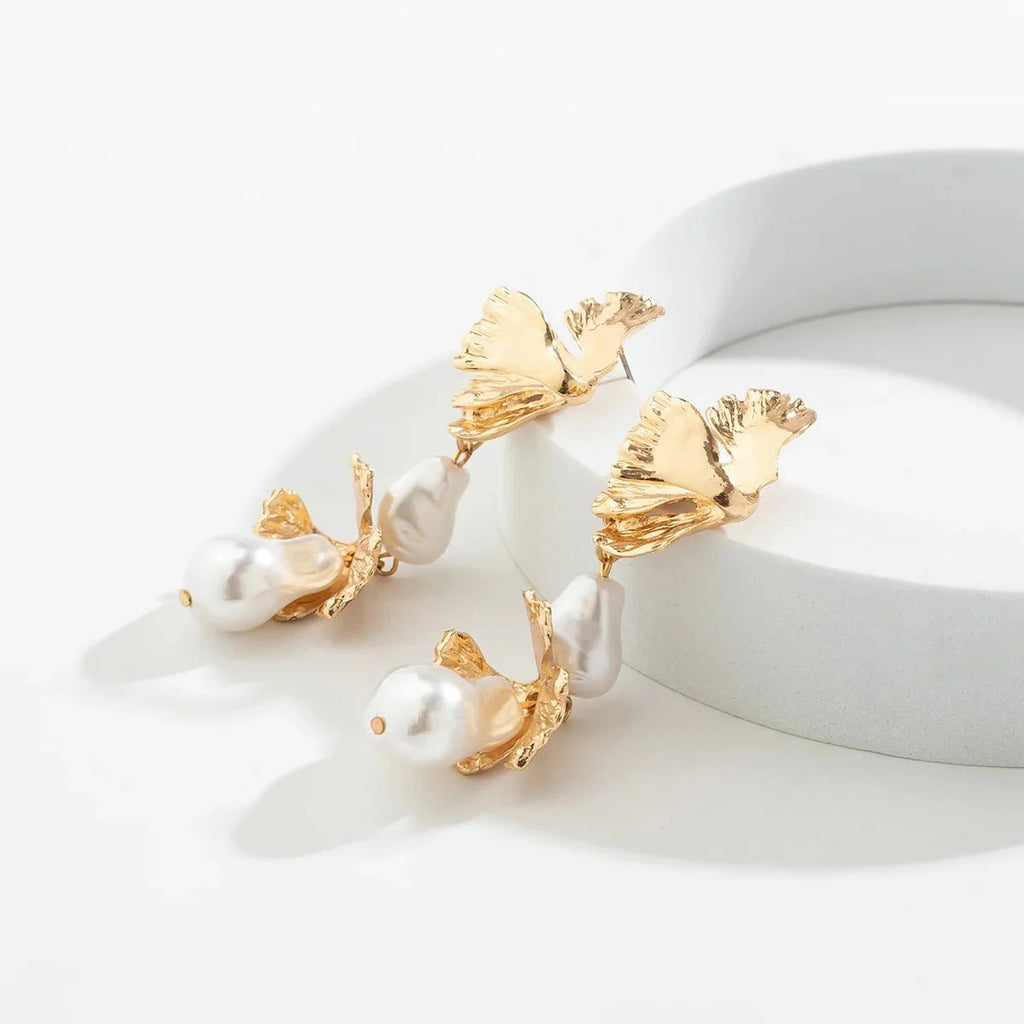 Floral Pearl Blooming Earrings