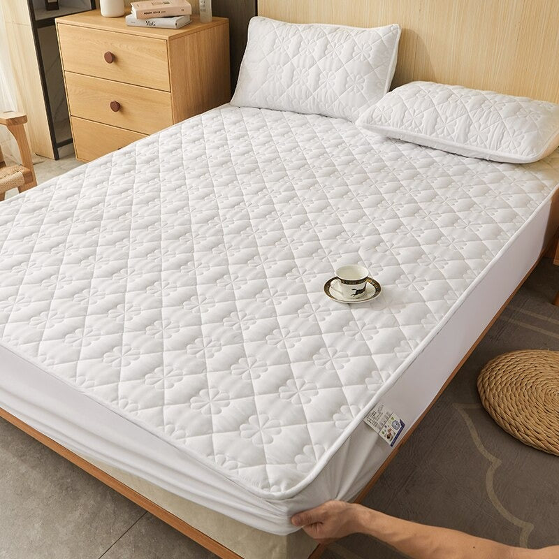 DreamNest Mattress Protector & Pillow Cases | Optimal protection and comfort for a better night's sleep