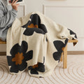 Elegance and warmth for your home with the soft flower blanket