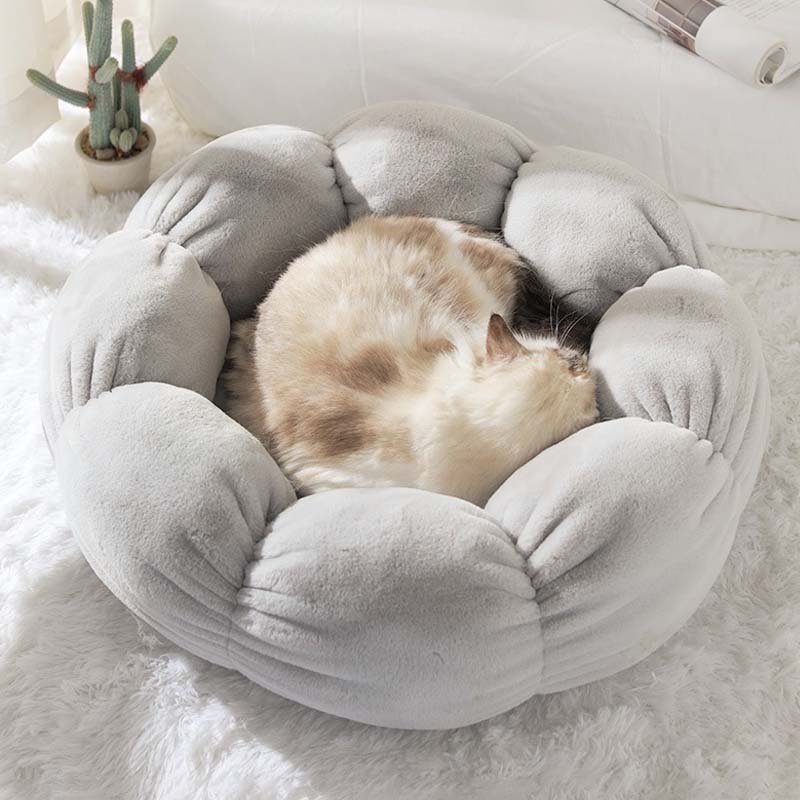Deep Sleep Flower Shape Cat Bed