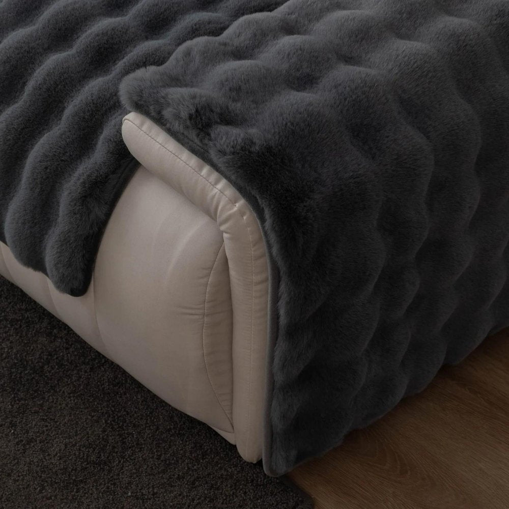FurGuard - Thick Plush Dog Sofa Cover