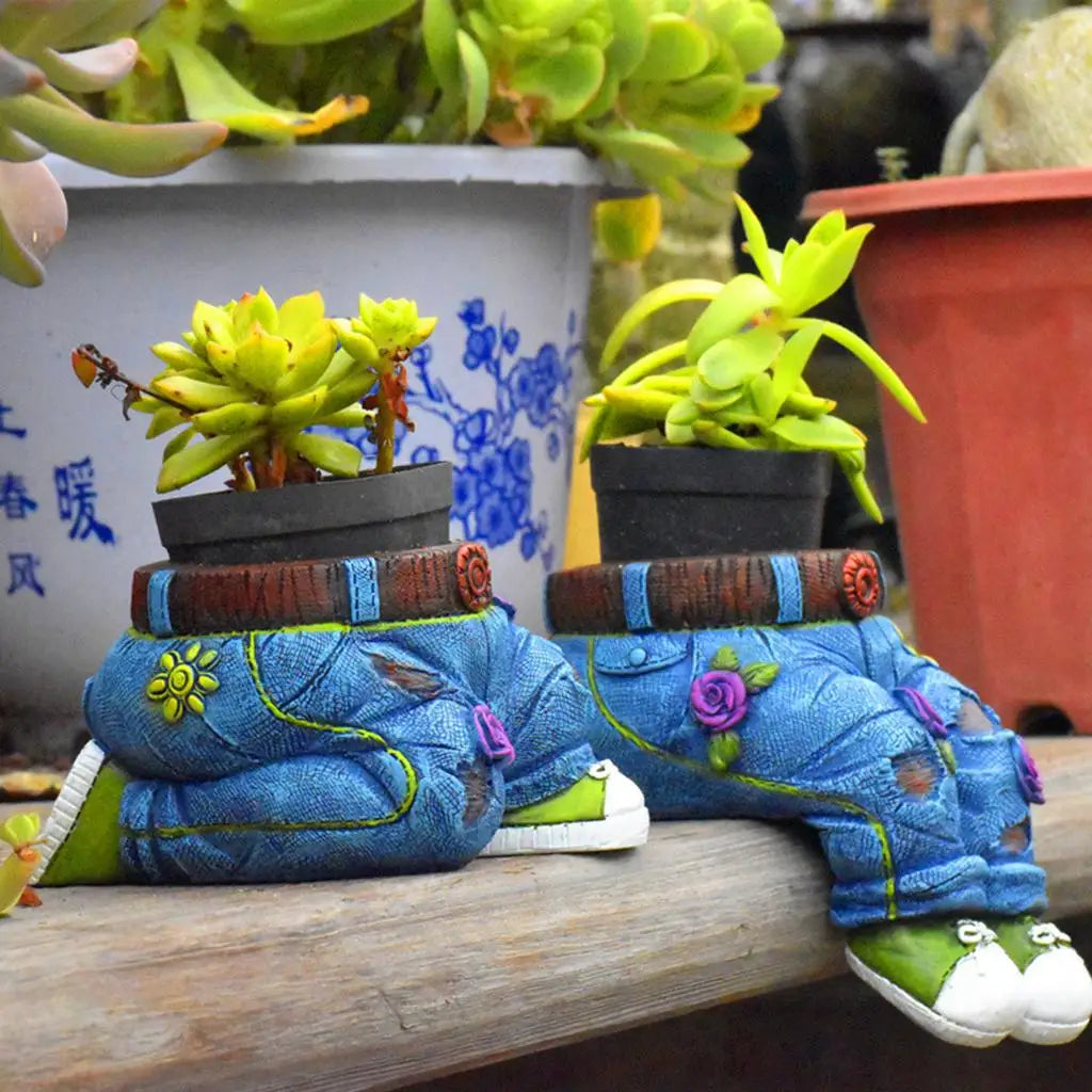 GardenBuddy Gardener Resin Succulent Pot Sculpture