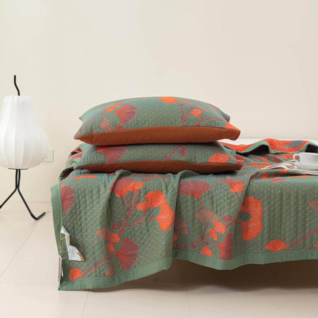 GinkgoQuilt – Cotton Bedding Set with Botanical Reversible Design