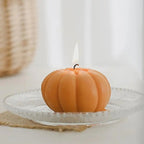 GlowHarvest – Handmade scented candle in pumpkin shape for a cozy atmosphere