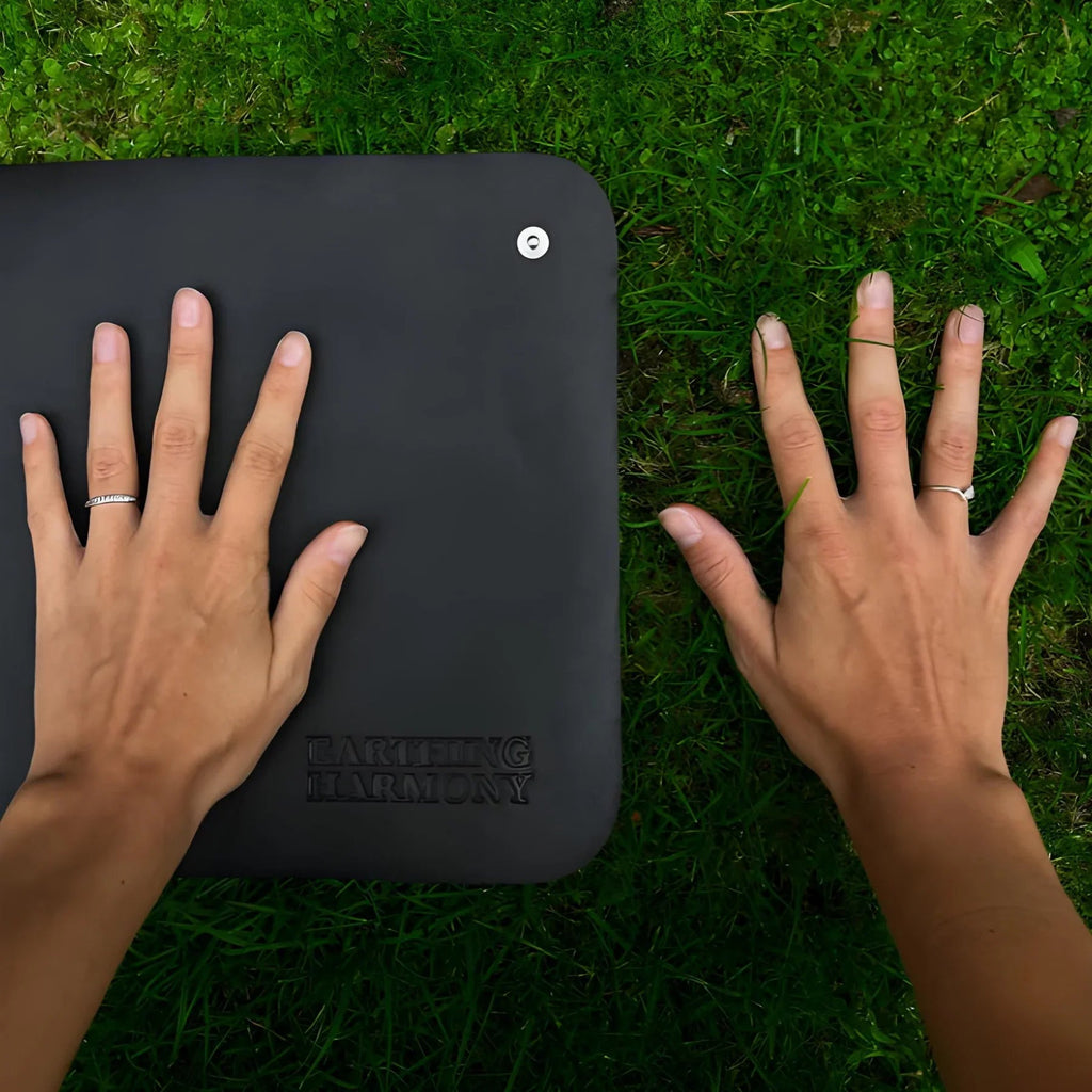 Grounding mat made of carbon leather for electronic devices and health