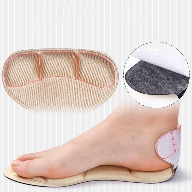 Heel protection insoles for shoes