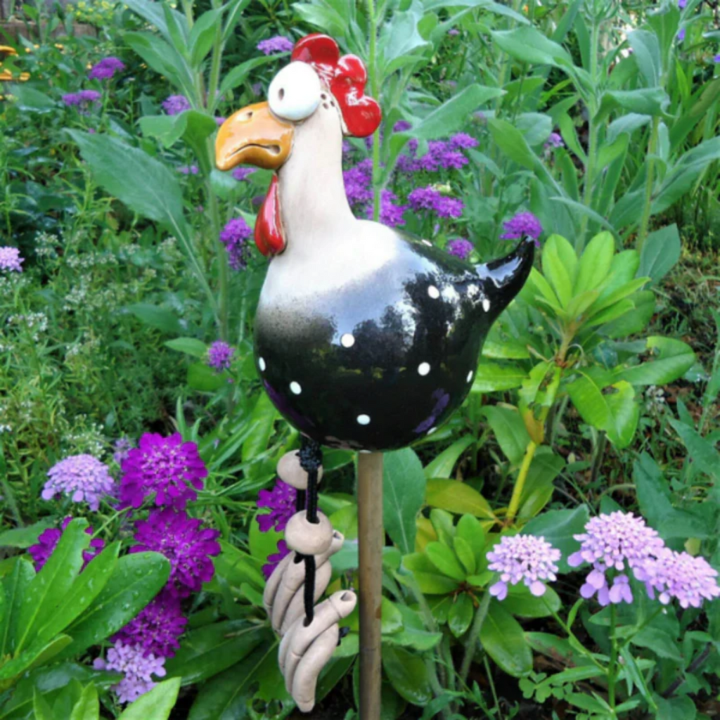 Happy Chicken – Playful Garden Chicken Decoration for Outdoors