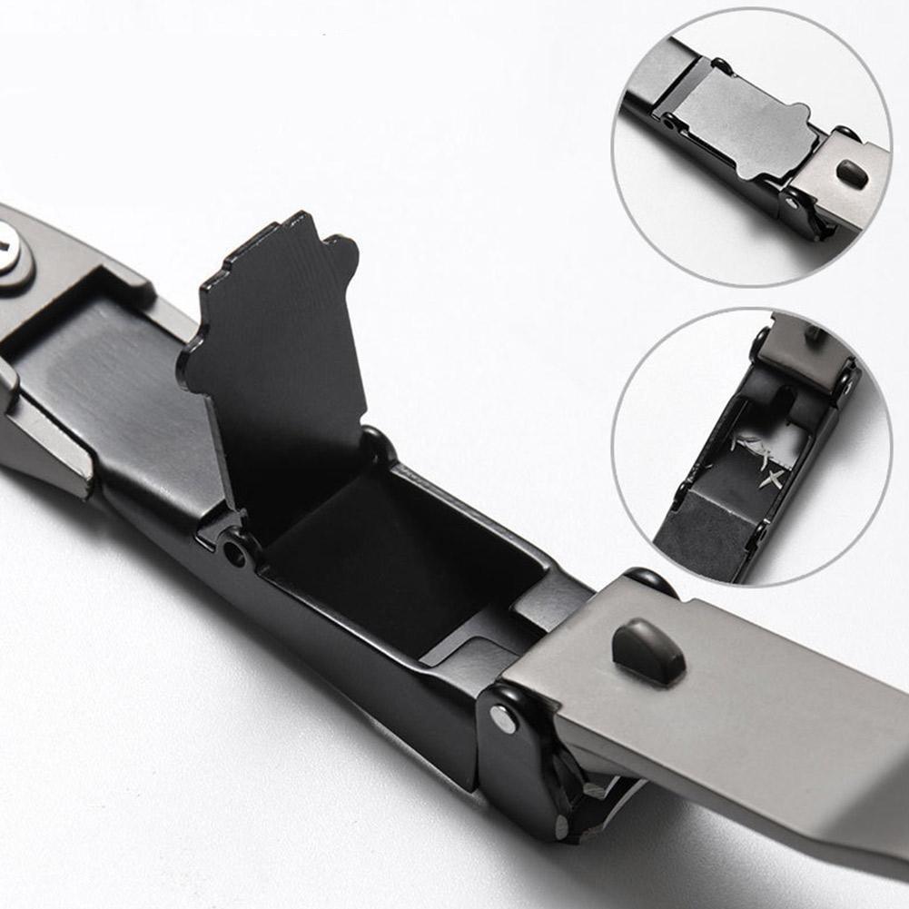 Anti-Splash Nail Clipper