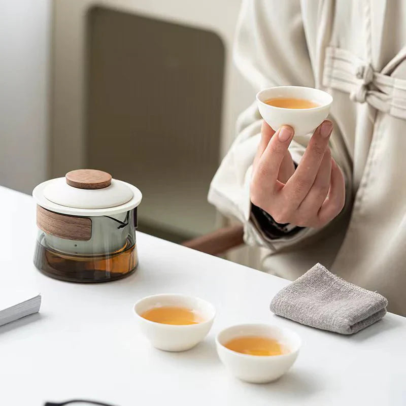 Portable and Stylish Tea Set with Teapot and Cups – Perfect for On-the-Go