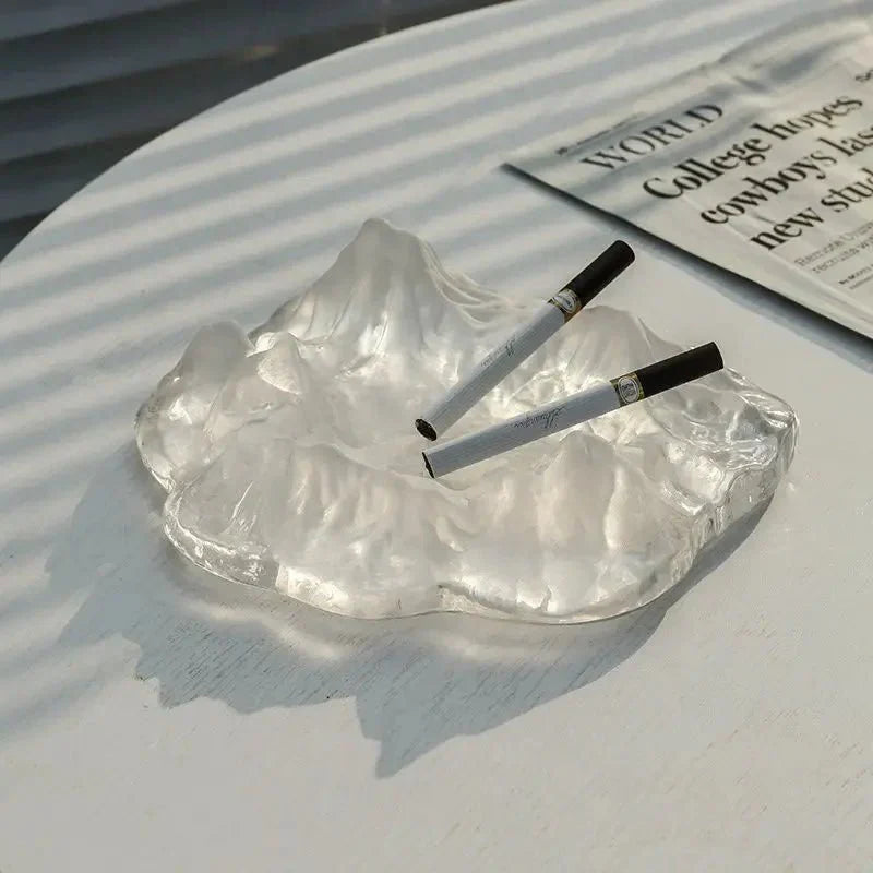 Ashtray decoration made of mountain glass in ice style