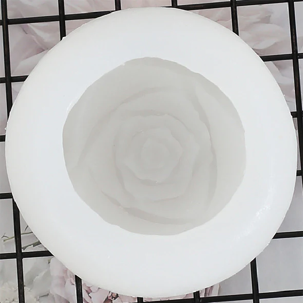 Stylish ankle form in the shape of a rose