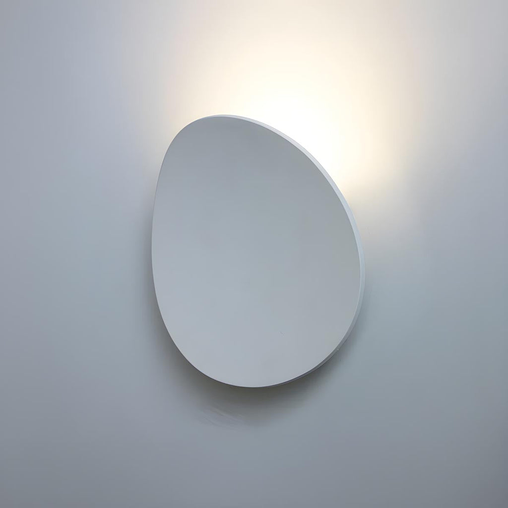 DuskGlow - Elegant Wall Lamp for Atmospheric Lighting