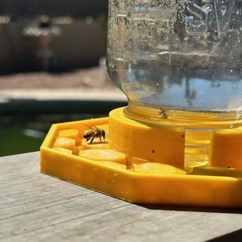 BuzziNest — Protect your bees and make your garden a blooming dream of life!