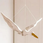 Specifically for children's rooms – Decorative swan hanging decor for a magical atmosphere