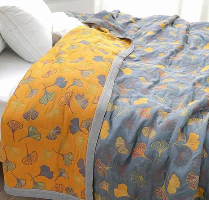 CAMI - Cozy Leaf Blanket