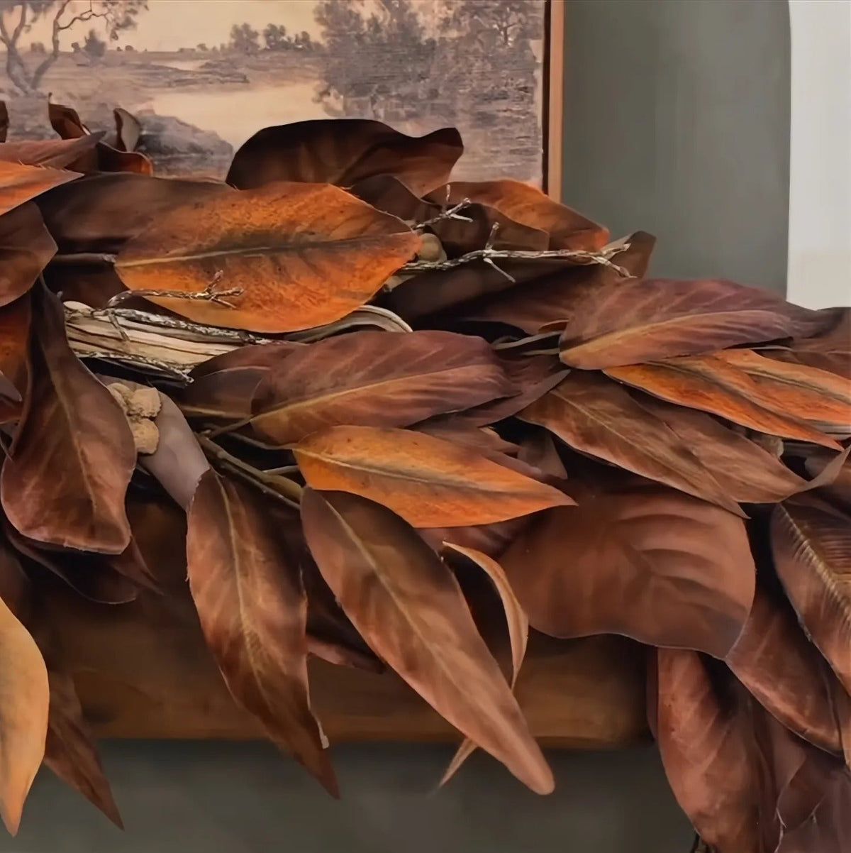 Brown Magnolia Leaf Garland – realistic autumn decoration for indoor and covered outdoor areas