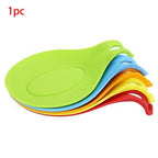 Kitchen spoon holder