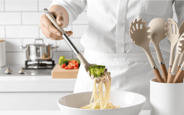 KITCHENORA – Complete Utensil Set with Silicone Heads & Wood-Style Handles